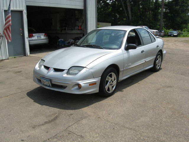 Pontiac Sunfire 2002 photo 1