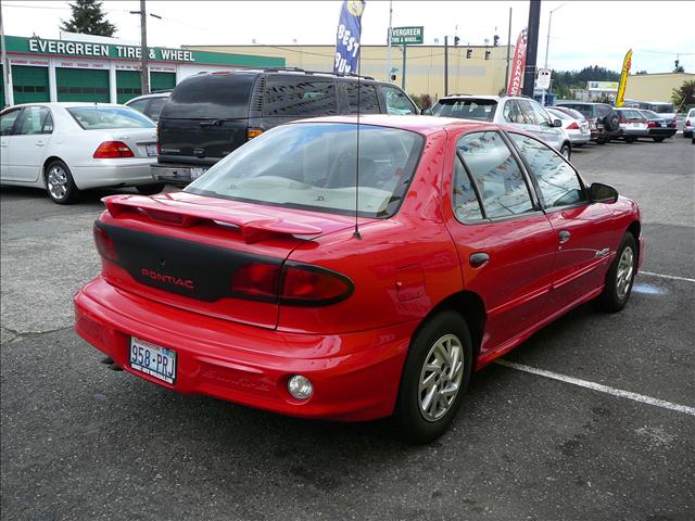 Pontiac Sunfire 2002 photo 2