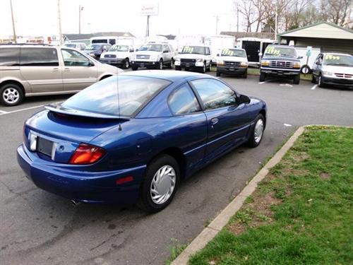 Pontiac Sunfire 2003 photo 1