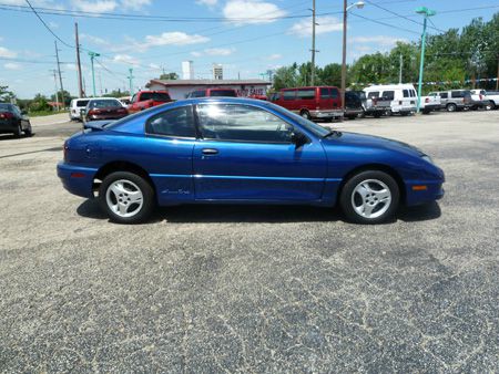 Pontiac Sunfire 2003 photo 10