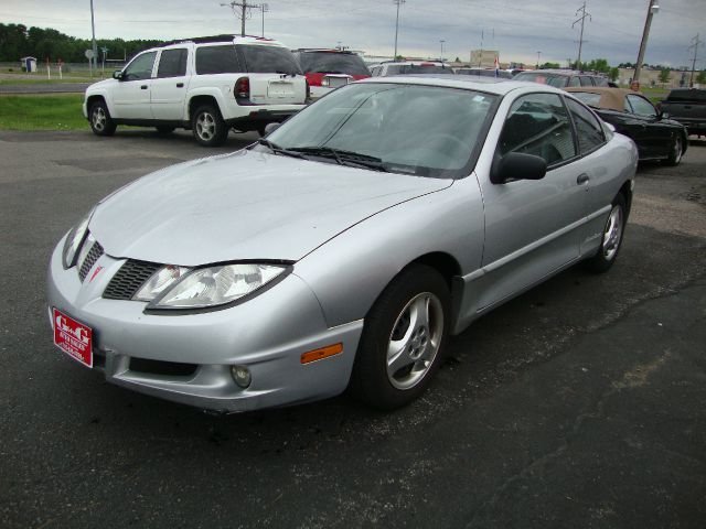 Pontiac Sunfire 2003 photo 1