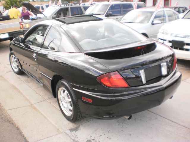 Pontiac Sunfire 2003 photo 2