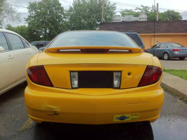 Pontiac Sunfire 2003 photo 2