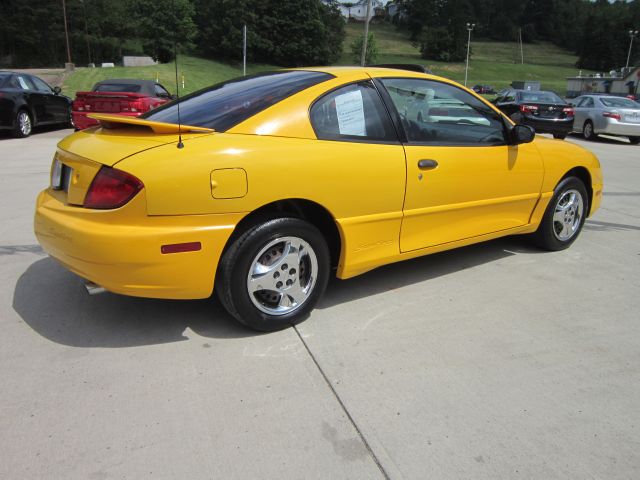 Pontiac Sunfire 2003 photo 10