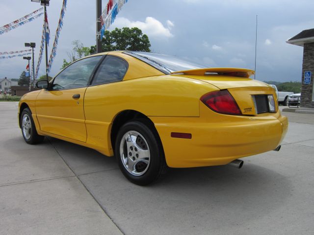 Pontiac Sunfire 2003 photo 16