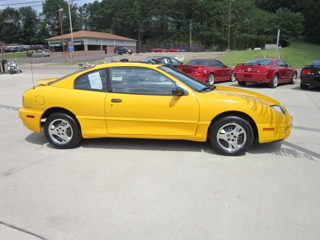 Pontiac Sunfire 2003 photo 18