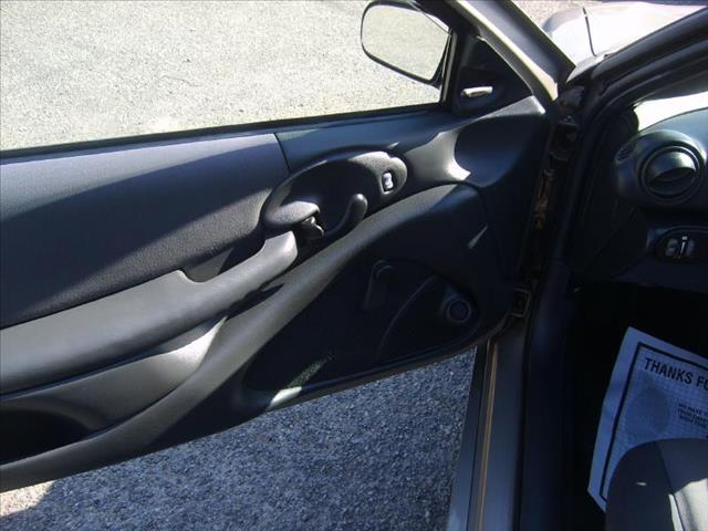 Pontiac Sunfire 2004 photo 6