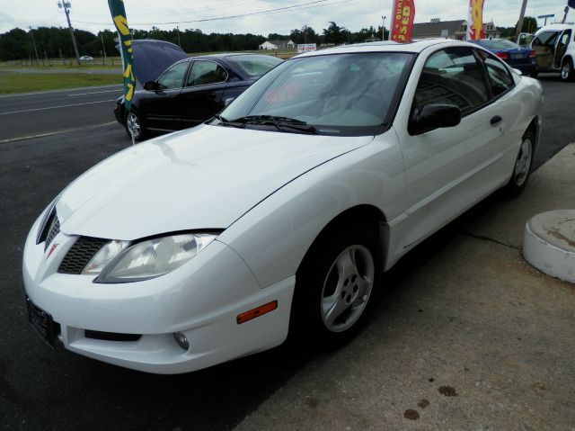 Pontiac Sunfire 2004 photo 3