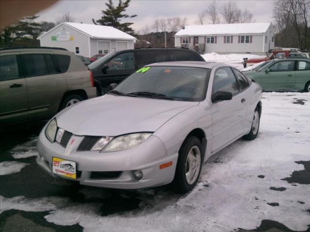 Pontiac Sunfire 2004 photo 1