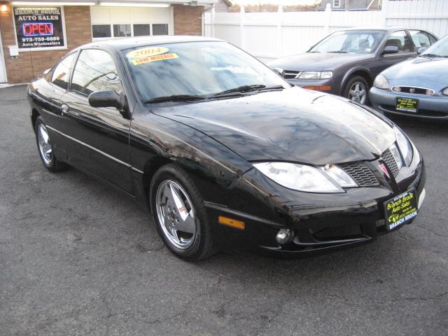 Pontiac Sunfire 2004 photo 2