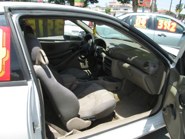 Pontiac Sunfire 2004 photo 4