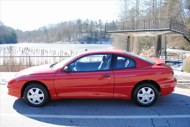 Pontiac Sunfire Base Coupe