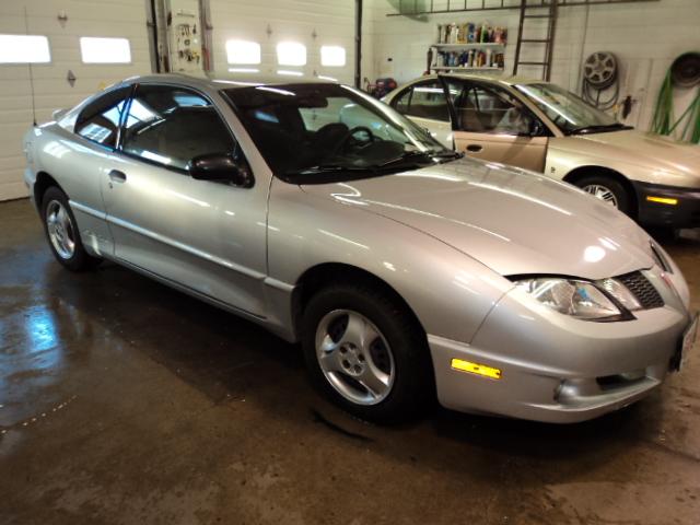 Pontiac Sunfire 2004 photo 3