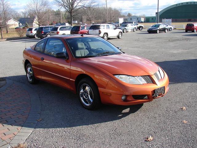 Pontiac Sunfire 2004 photo 4