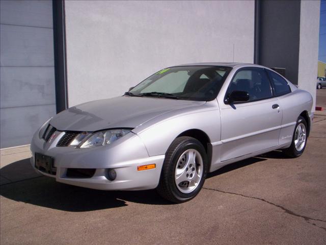 Pontiac Sunfire 2004 photo 1