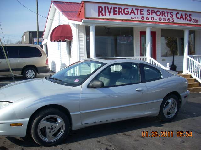 Pontiac Sunfire Base Coupe