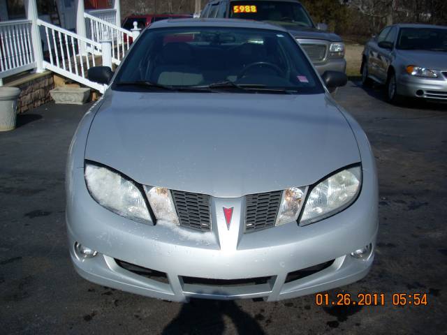 Pontiac Sunfire 2004 photo 1