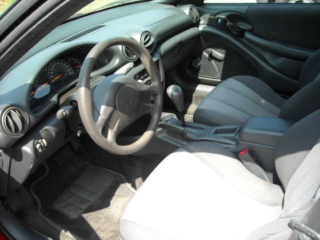 Pontiac Sunfire 2004 photo 4