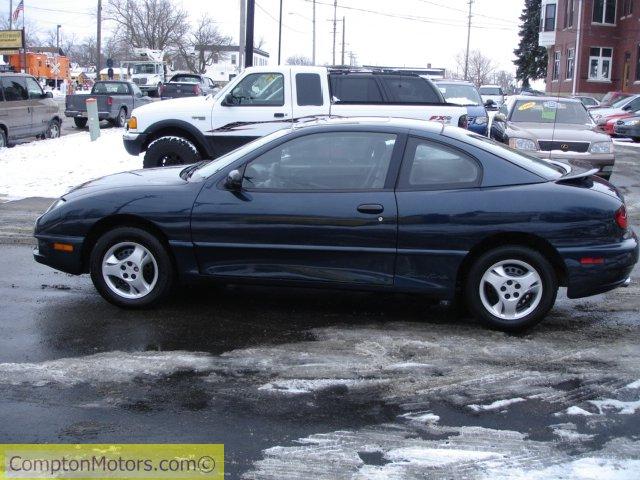 Pontiac Sunfire 2005 photo 3