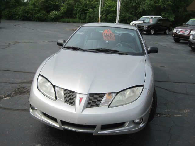 Pontiac Sunfire 2005 photo 2