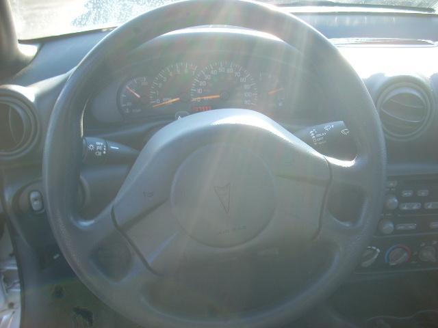 Pontiac Sunfire 2005 photo 2