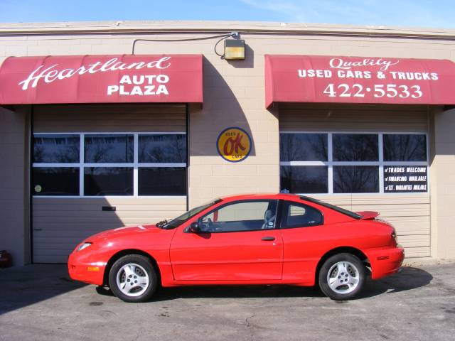 Pontiac Sunfire Base Coupe