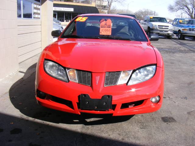 Pontiac Sunfire 2005 photo 2