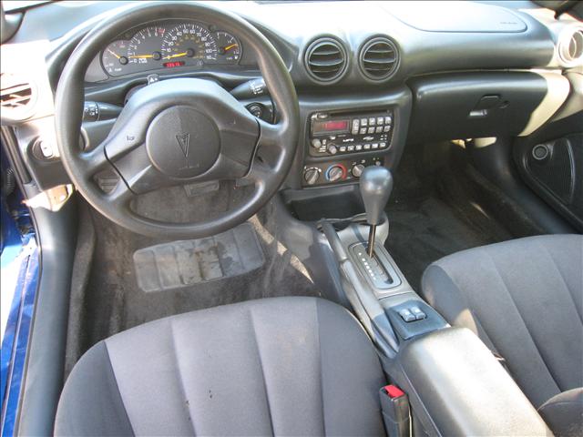 Pontiac Sunfire 2005 photo 2