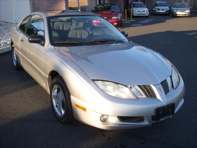 Pontiac Sunfire 2005 photo 2