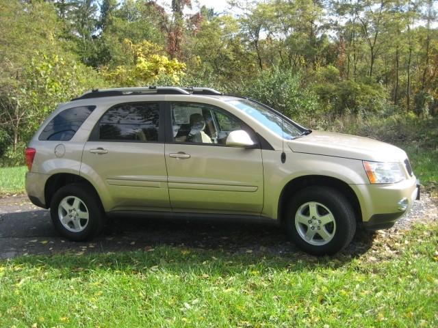 Pontiac Torrent 2006 photo 2