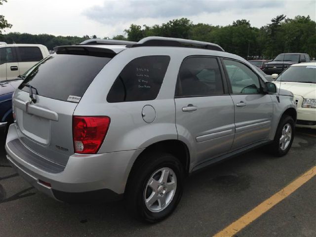 Pontiac Torrent 2006 photo 2