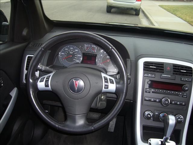 Pontiac Torrent 2008 photo 1