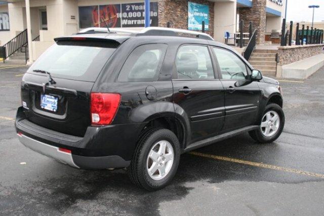 Pontiac Torrent 2009 photo 2