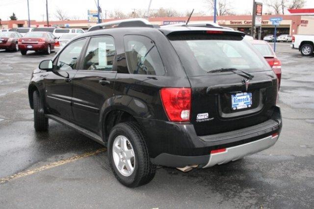 Pontiac Torrent 2009 photo 3