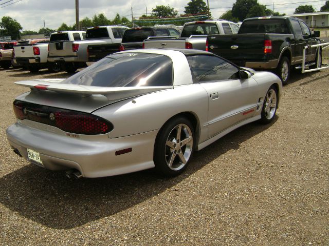 Pontiac TRANS AM 2002 photo 2