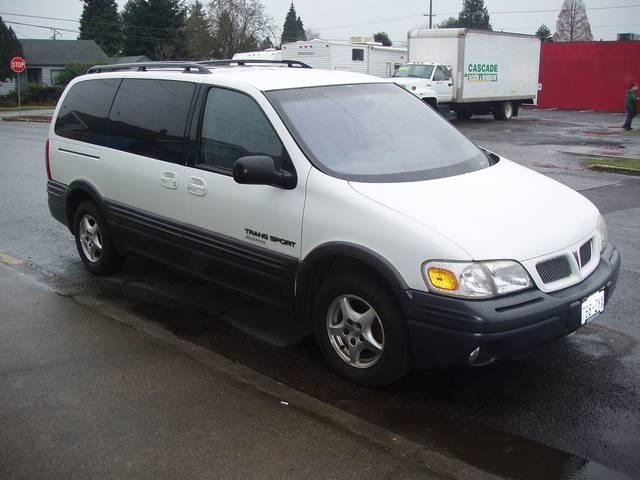 Pontiac Trans Sport SE MiniVan