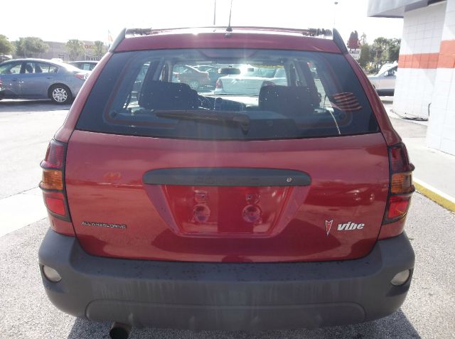 Pontiac Vibe 2003 photo 2