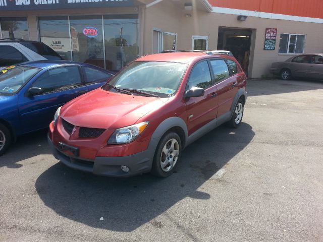 Pontiac Vibe 2003 photo 1