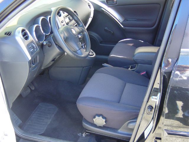 Pontiac Vibe 2003 photo 3