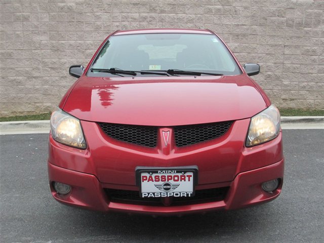 Pontiac Vibe 2003 photo 1