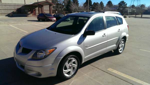 Pontiac Vibe 2003 photo 2