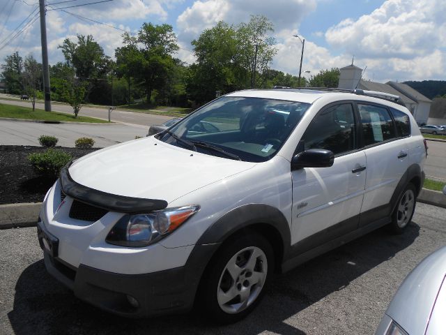 Pontiac Vibe 2003 photo 3