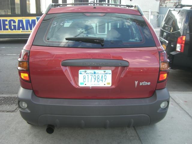 Pontiac Vibe 2003 photo 1