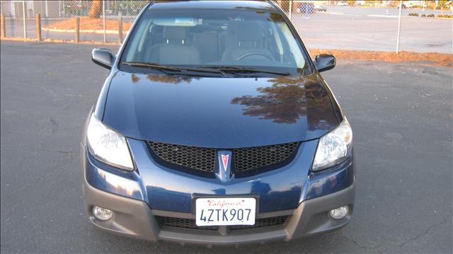 Pontiac Vibe 2003 photo 1