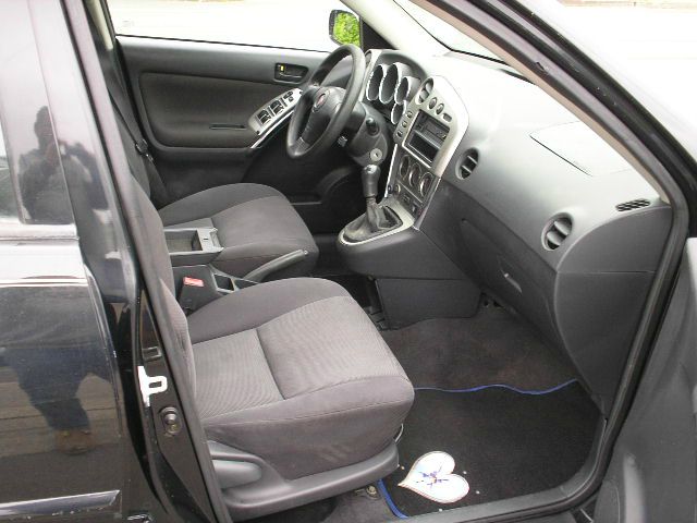 Pontiac Vibe 2003 photo 3