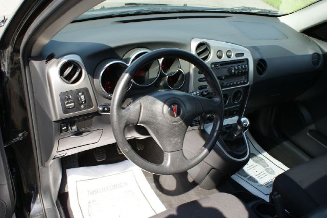 Pontiac Vibe 2003 photo 12