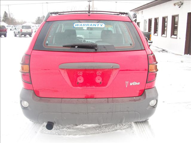 Pontiac Vibe 2003 photo 2