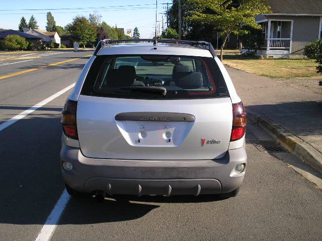 Pontiac Vibe 2003 photo 1