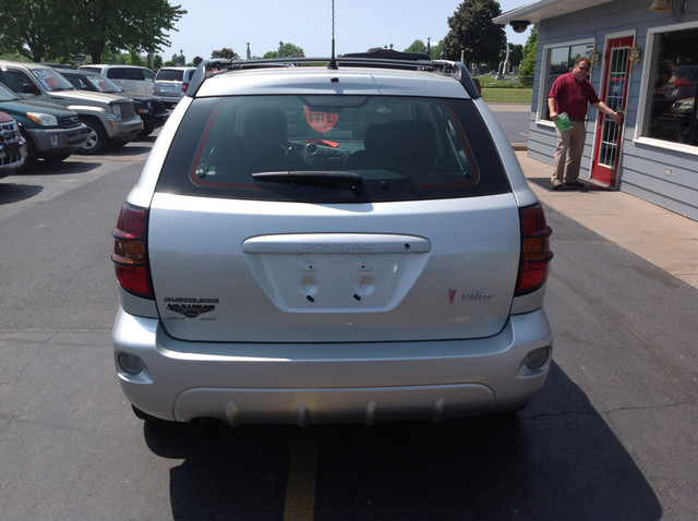 Pontiac Vibe 2003 photo 4