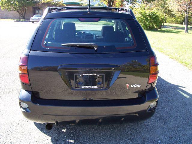 Pontiac Vibe 2003 photo 3